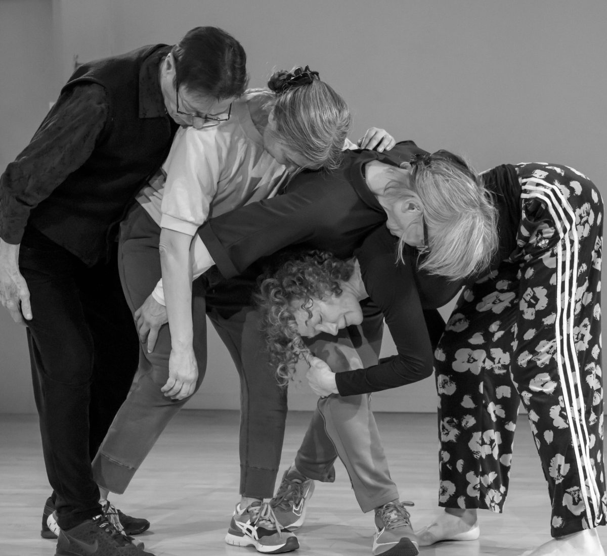 Photo:  Sundays on Broadway
Cathy Weis Projects

Emily Coates, Emmanuèle Phuon, Iréne Hultman & Yvonne Rainer + Tess Dworman + Savannah Lyons Anthony + video by Cathy Weis

Performance Photographed: Sunday, April 21 , 2024; 
6:00 p.m. at WeisAcres, 537 Broadway #3
New York, NY 10012

Photograph: © 2024 Richard Termine.
PHOTO CREDIT - Richard Termine